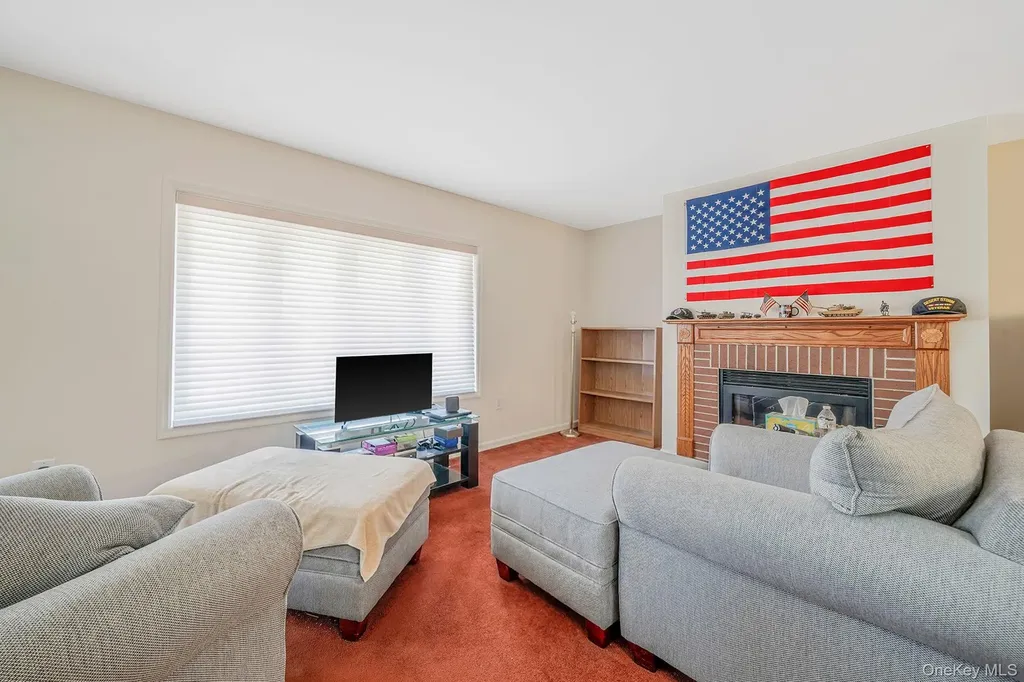 1407 Middle Road Calverton NY 11933