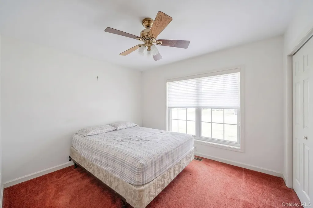 1407 Middle Road Calverton NY 11933