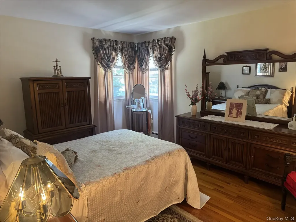 30 Malverne Avenue Malverne NY 11565