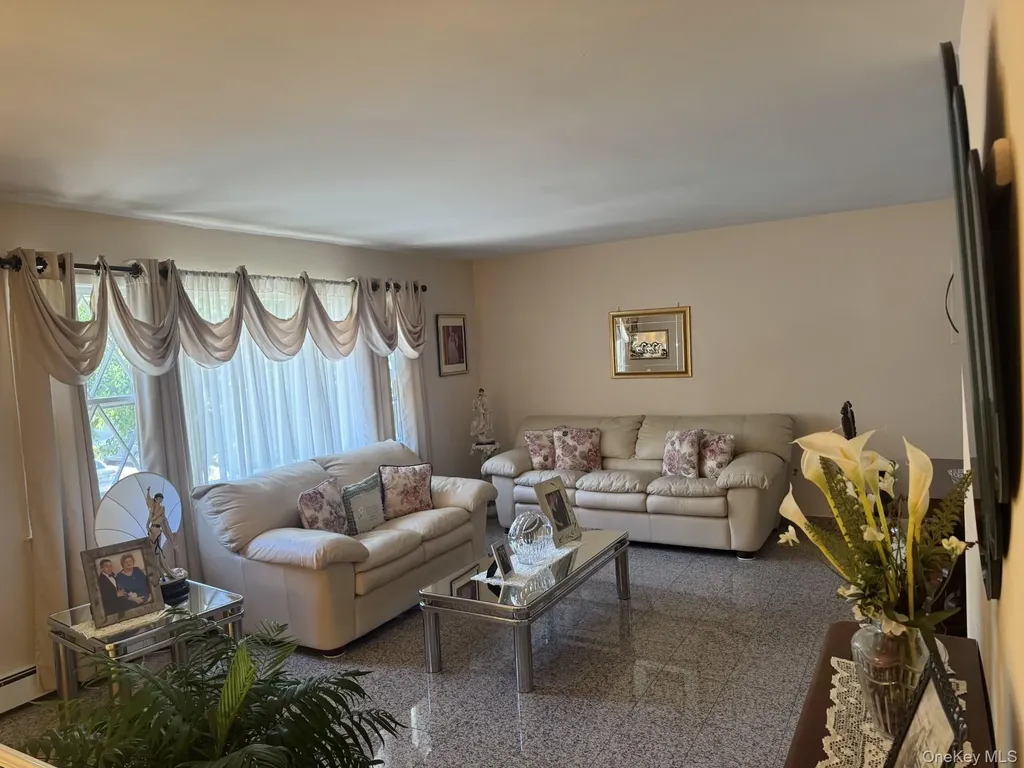 30 Malverne Avenue Malverne NY 11565