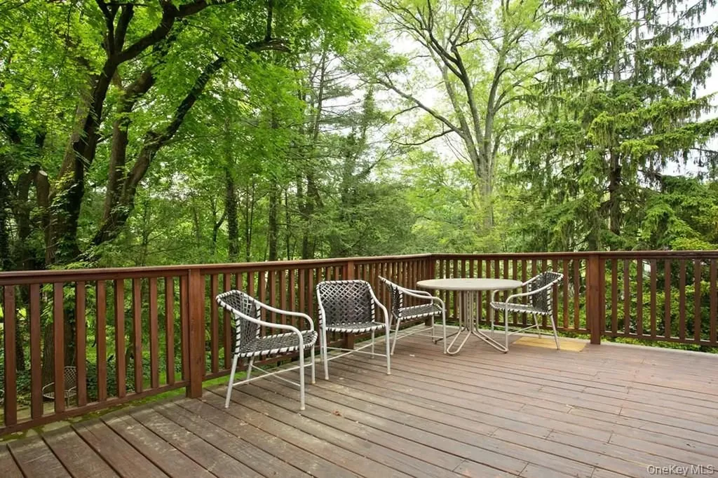 11 Eton Road Scarsdale NY 10583