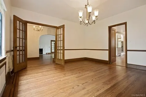 11 Eton Road Scarsdale NY 10583