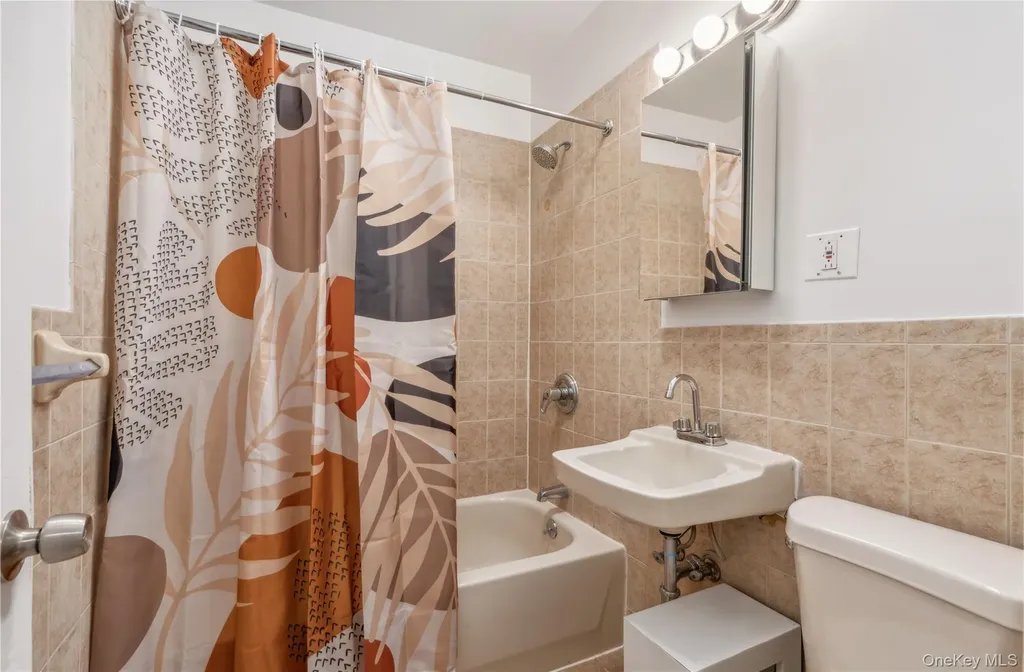 946 Gerard Avenue Bronx NY 10452