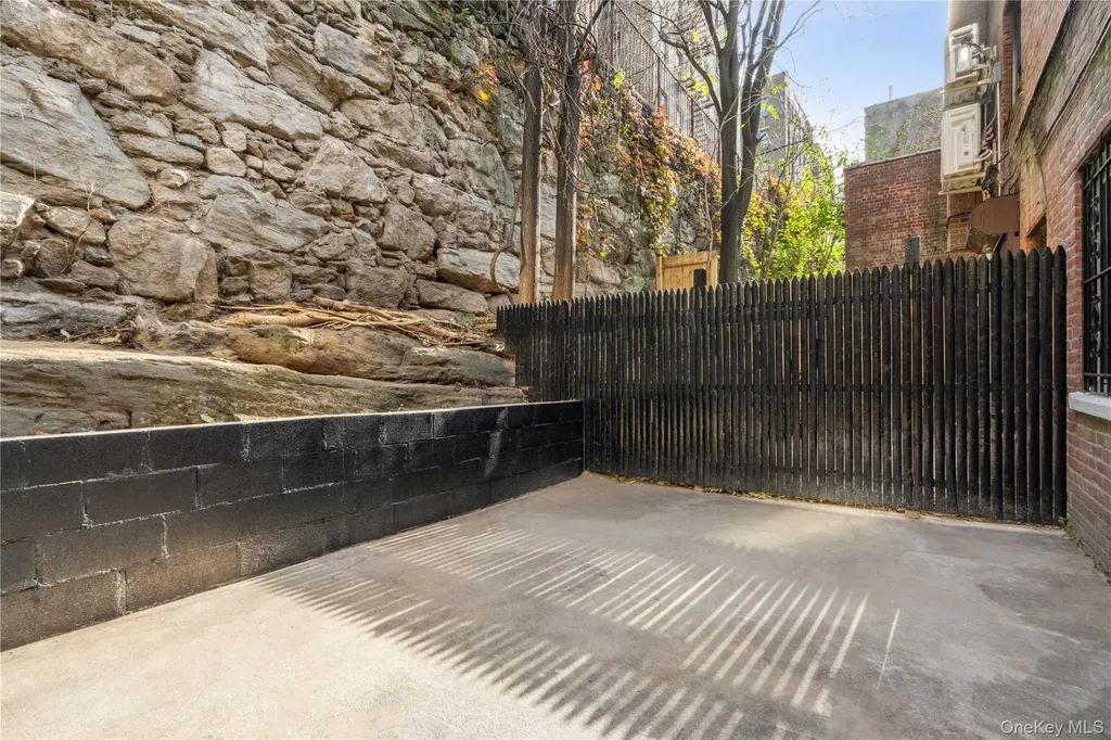 946 Gerard Avenue Bronx NY 10452