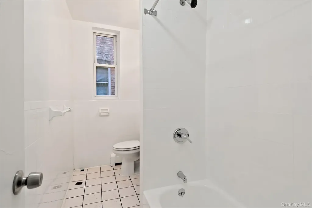 2308 Morris Avenue Bronx NY 10468
