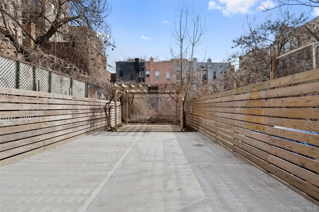 2308 Morris Avenue Bronx NY 10468