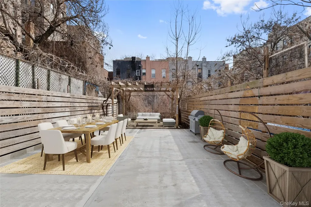 2308 Morris Avenue Bronx NY 10468