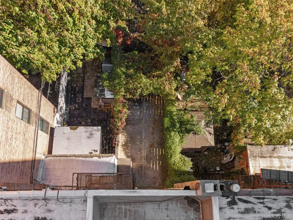 2308 Morris Avenue Bronx NY 10468