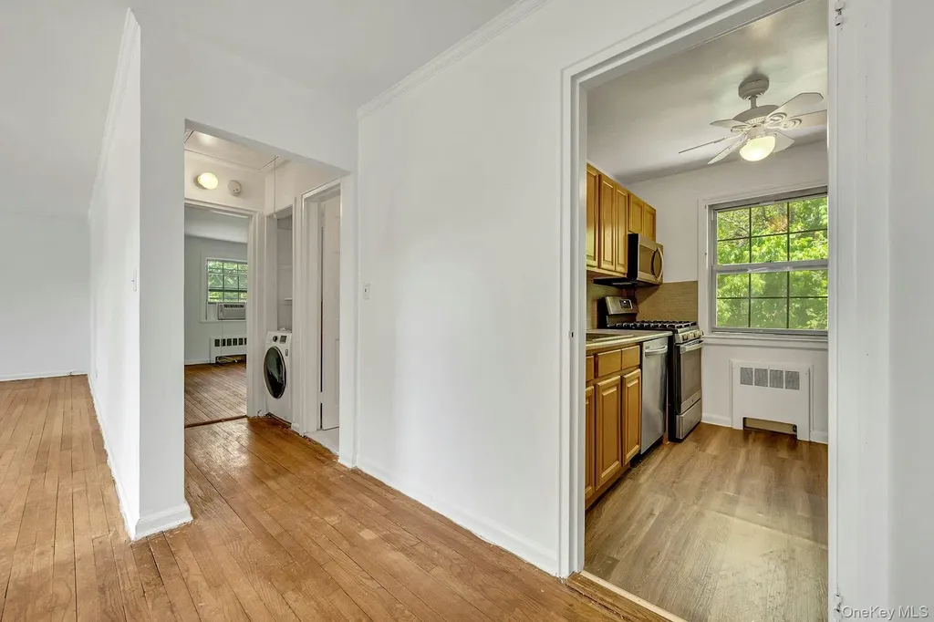 45 Robins Crescent New Rochelle NY 10801