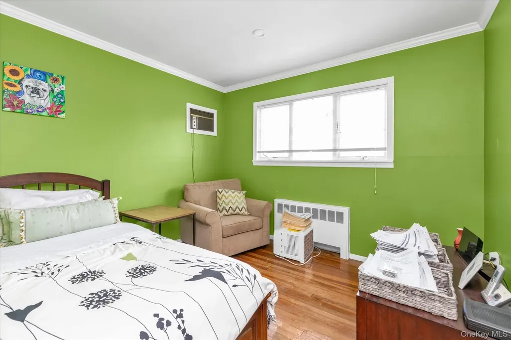2542 Park Place Bellmore NY 11710