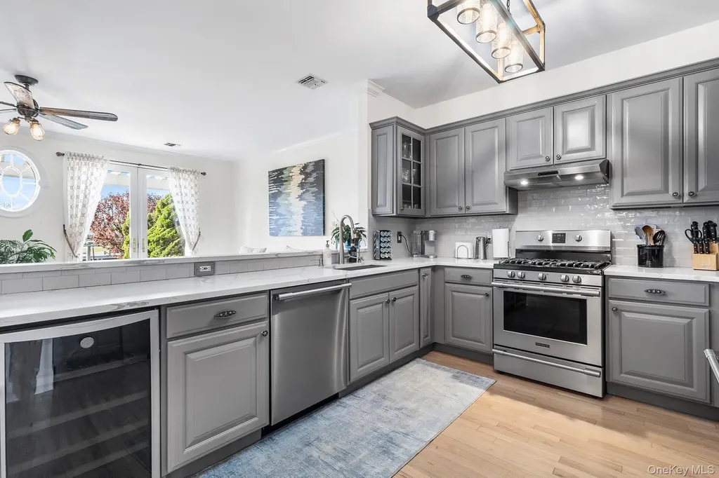 7 Salt Meadow Road Babylon NY 11702