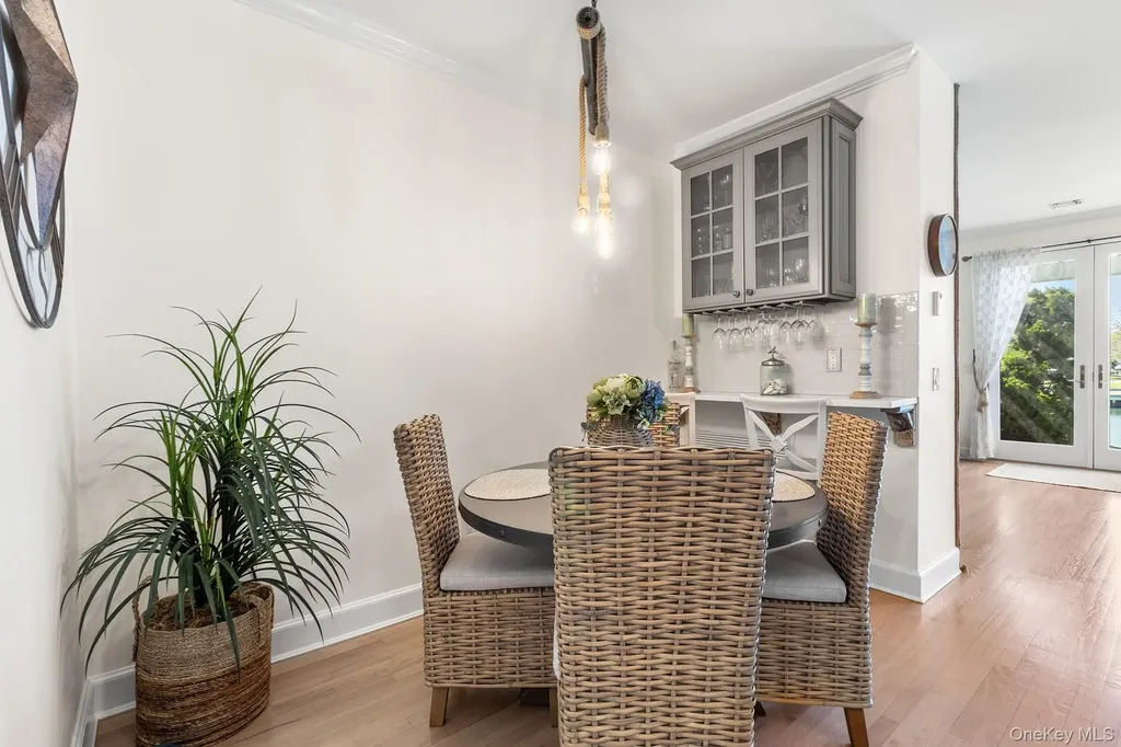 7 Salt Meadow Road Babylon NY 11702