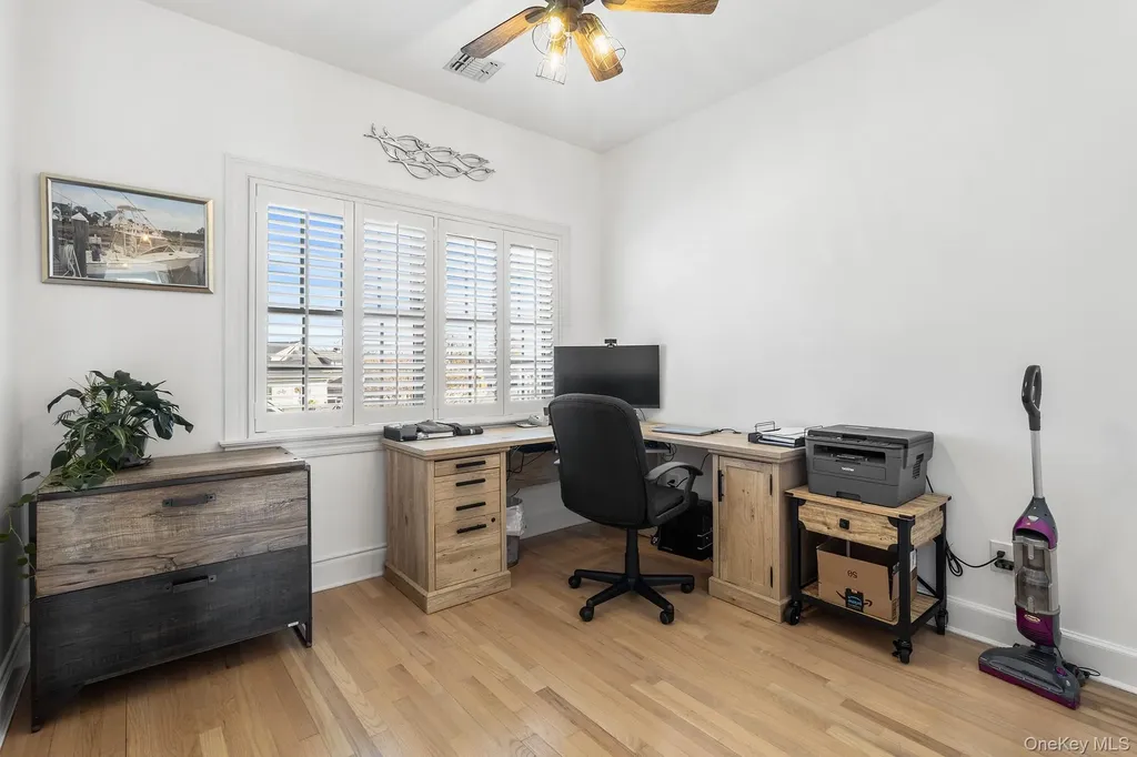 7 Salt Meadow Road Babylon NY 11702