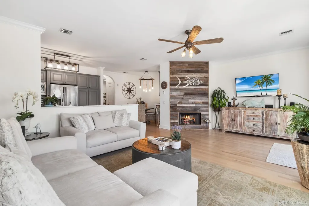 7 Salt Meadow Road Babylon NY 11702