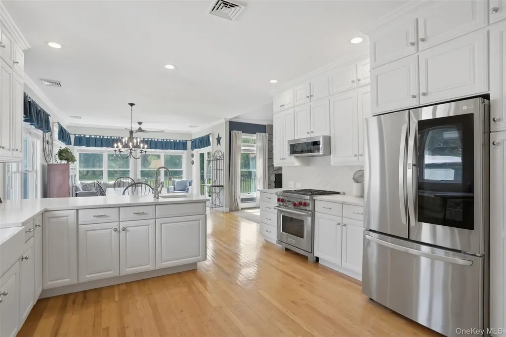92 Coppergate Lane Warwick NY 10990