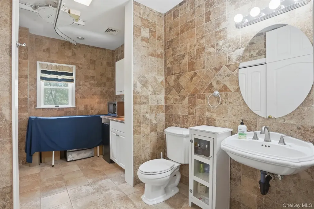 92 Coppergate Lane Warwick NY 10990