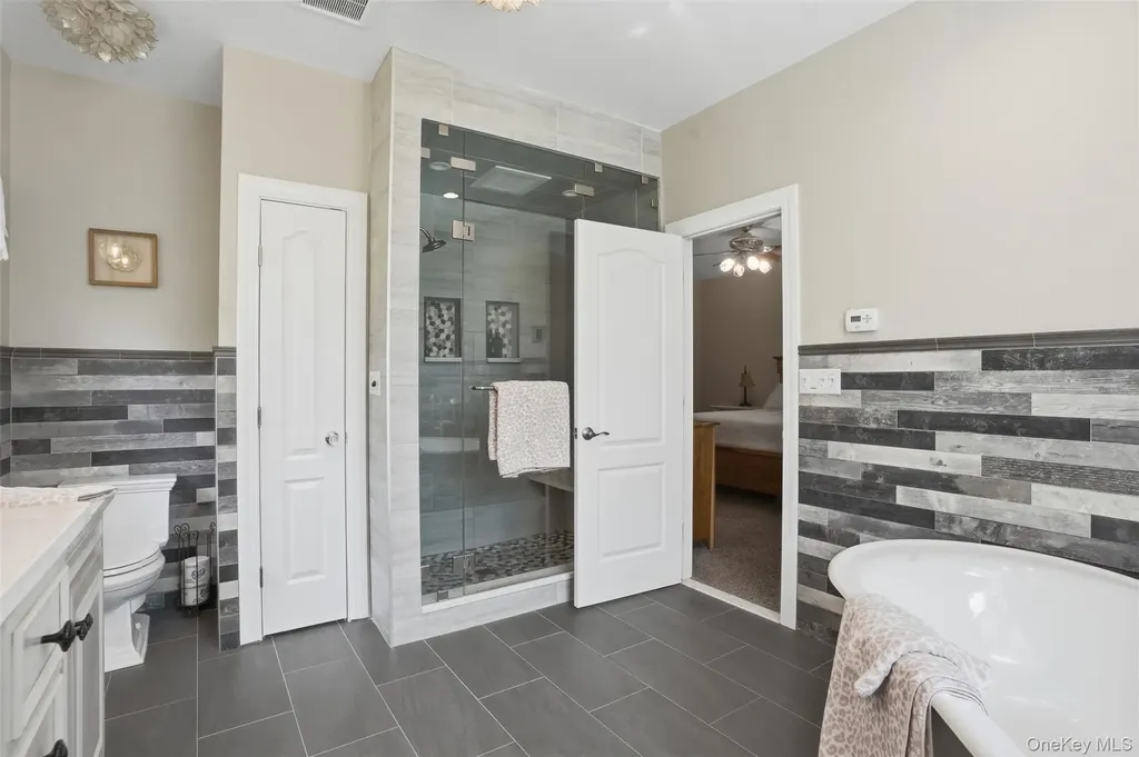 92 Coppergate Lane Warwick NY 10990