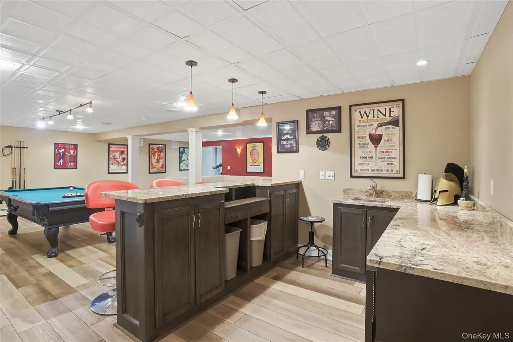 92 Coppergate Lane Warwick NY 10990