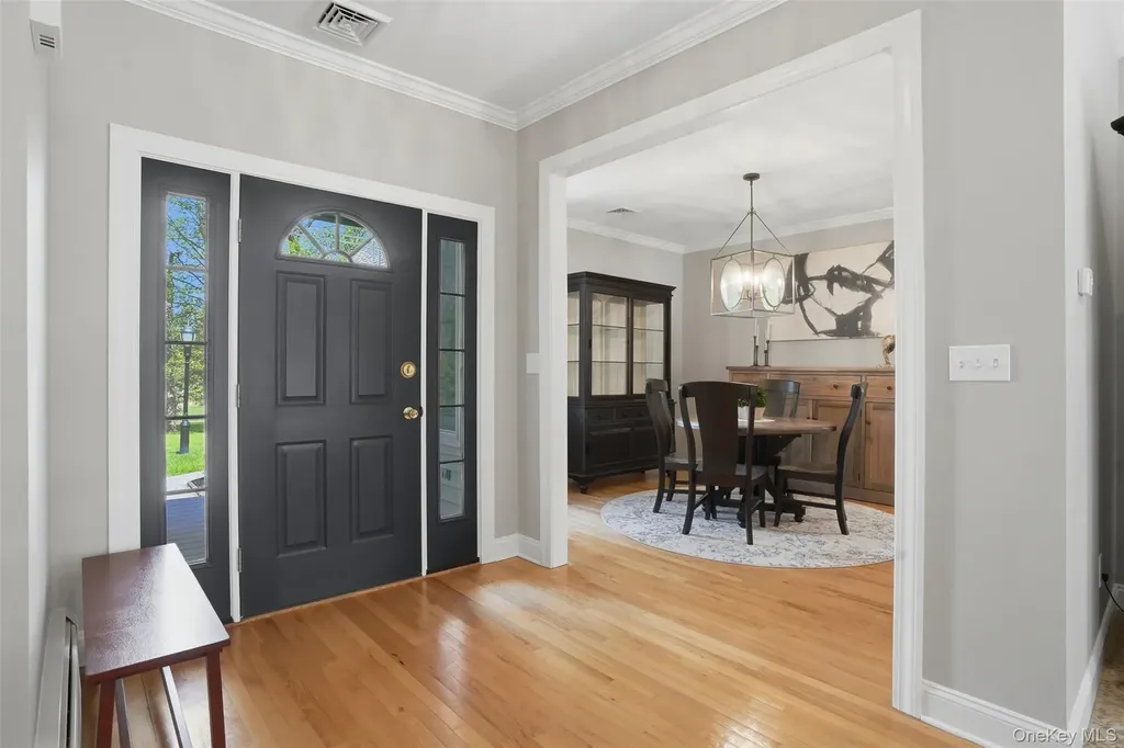 92 Coppergate Lane Warwick NY 10990