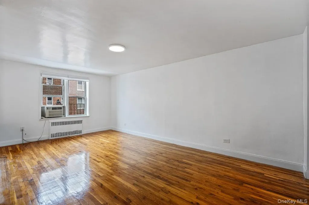 67-25 Dartmouth Street Forest Hills NY 11375