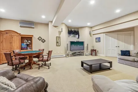 250 Old Mill Road West Nyack NY 10994