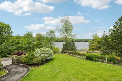 250 Old Mill Road West Nyack NY 10994