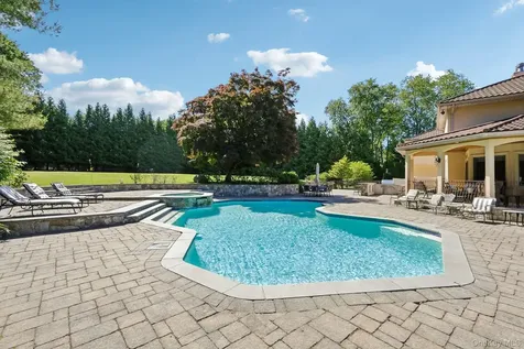 250 Old Mill Road West Nyack NY 10994