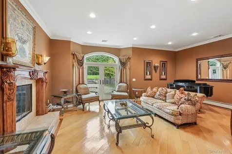 250 Old Mill Road West Nyack NY 10994