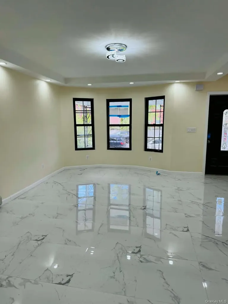 2121 Troy Avenue Brooklyn NY 11234