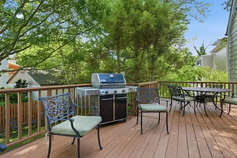 69 Tunstall Road Scarsdale NY 10583