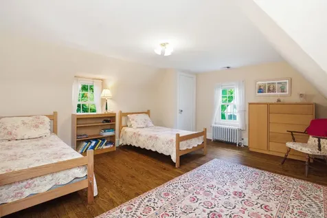 69 Tunstall Road Scarsdale NY 10583