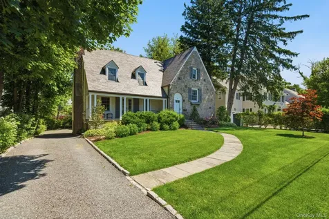 69 Tunstall Road Scarsdale NY 10583