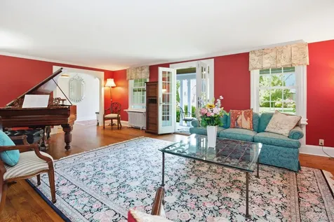 69 Tunstall Road Scarsdale NY 10583