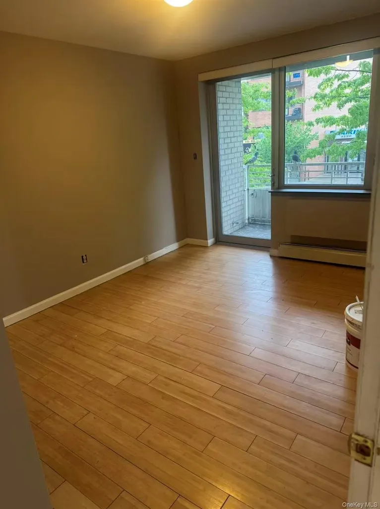 132-03 Sanford Avenue Flushing NY 11355
