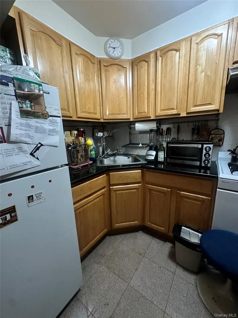 40-24 76th Street Elmhurst NY 11373