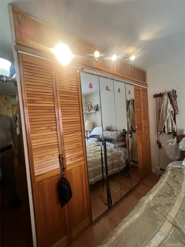 40-24 76th Street Elmhurst NY 11373