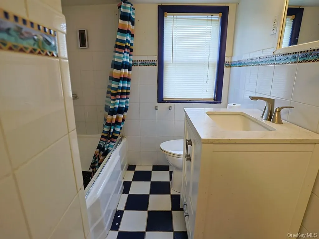 68 Weaver Street Montgomery NY 12549