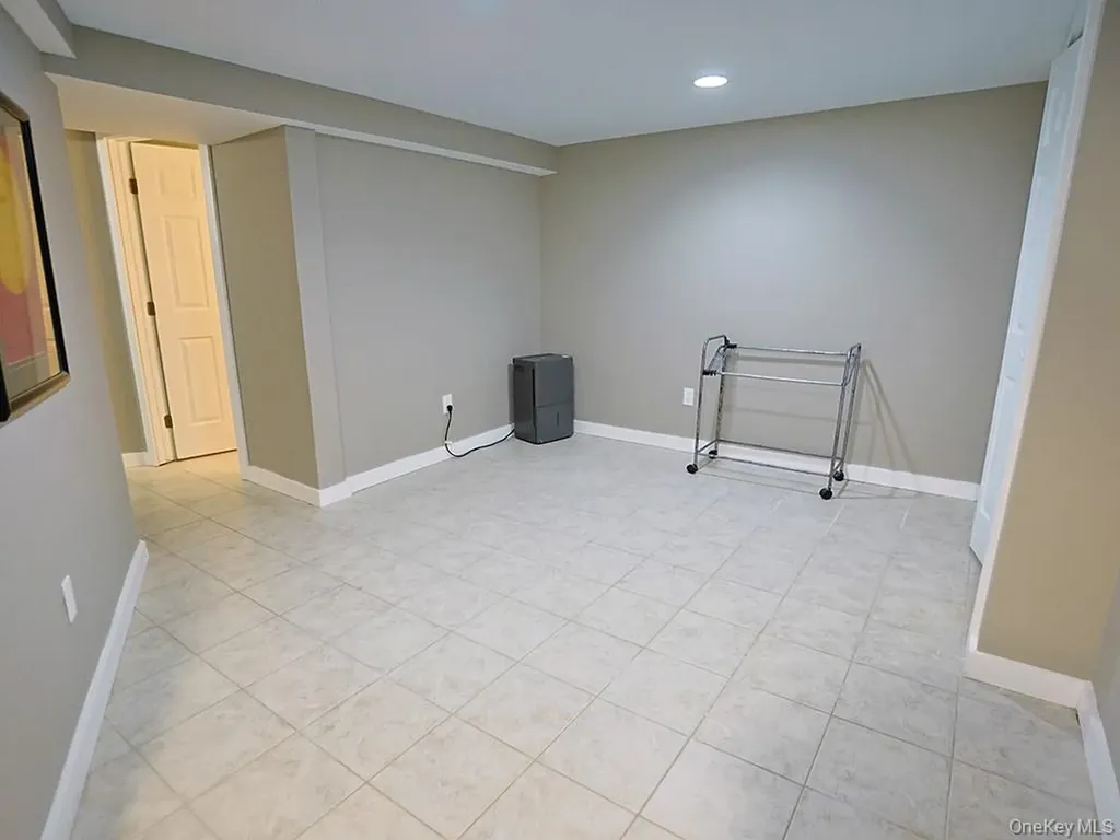 68 Weaver Street Montgomery NY 12549
