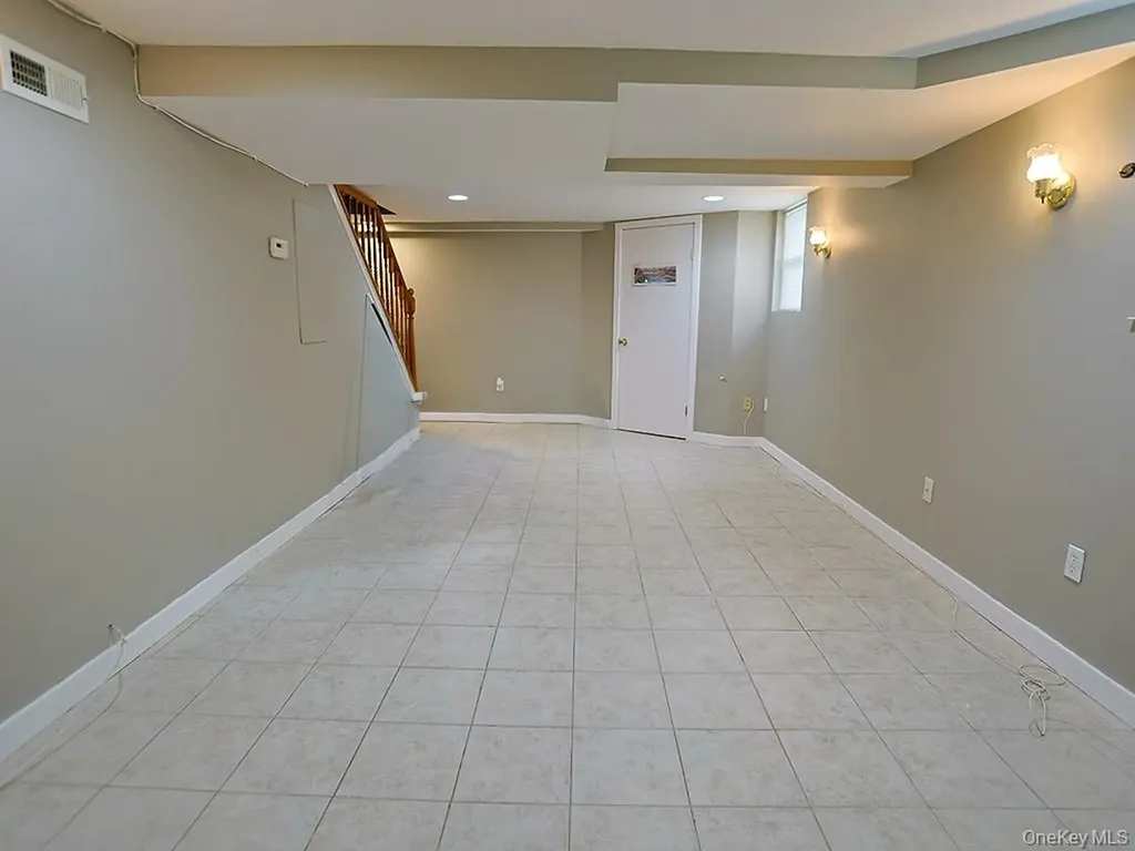 68 Weaver Street Montgomery NY 12549