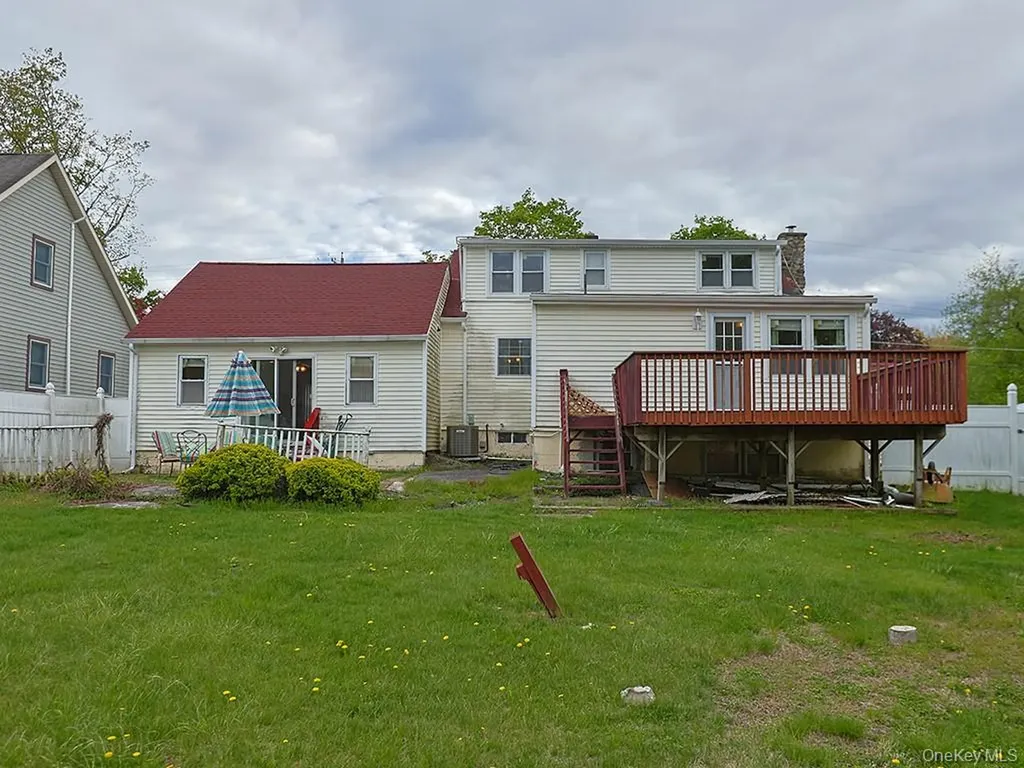 68 Weaver Street Montgomery NY 12549