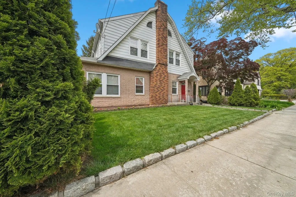 169 Devoe Avenue Yonkers NY 10705