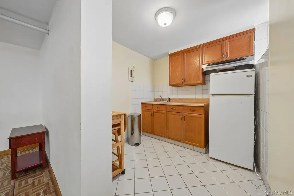 169 Devoe Avenue Yonkers NY 10705