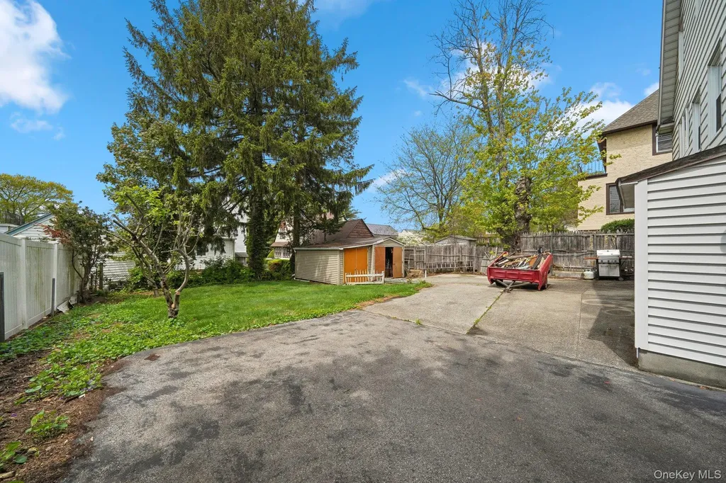 169 Devoe Avenue Yonkers NY 10705