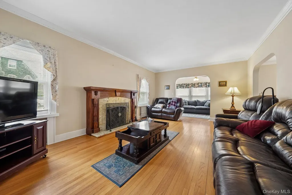 169 Devoe Avenue Yonkers NY 10705