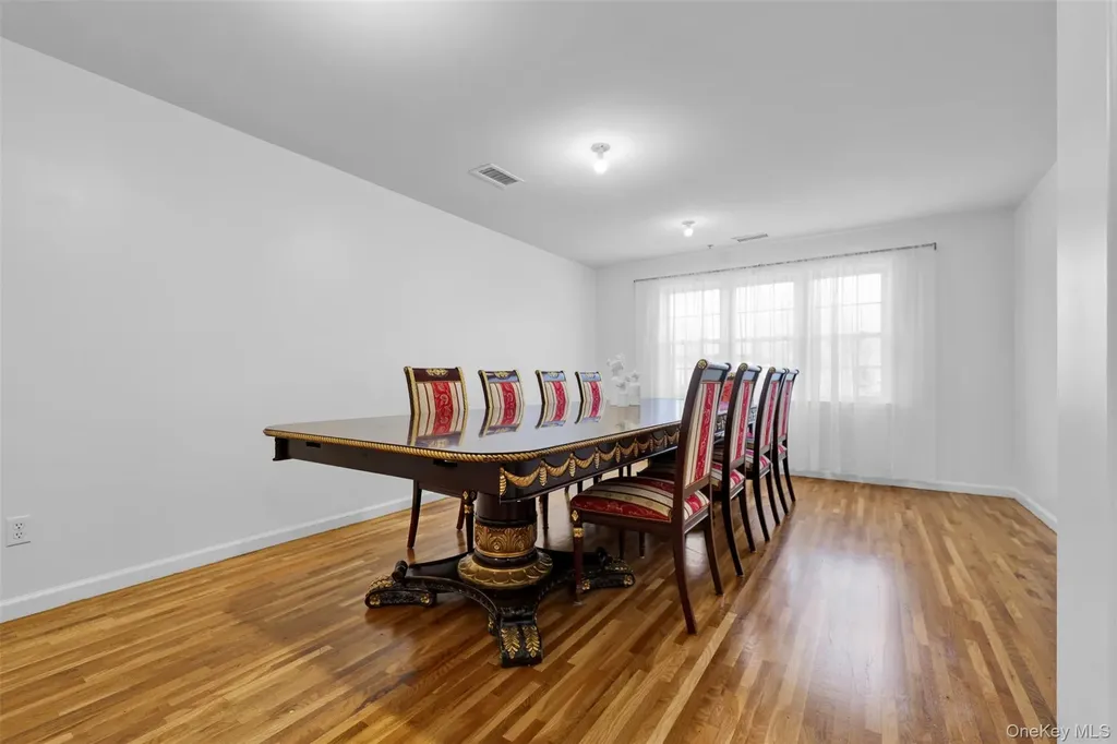 8 Elm Street Spring Valley NY 10977