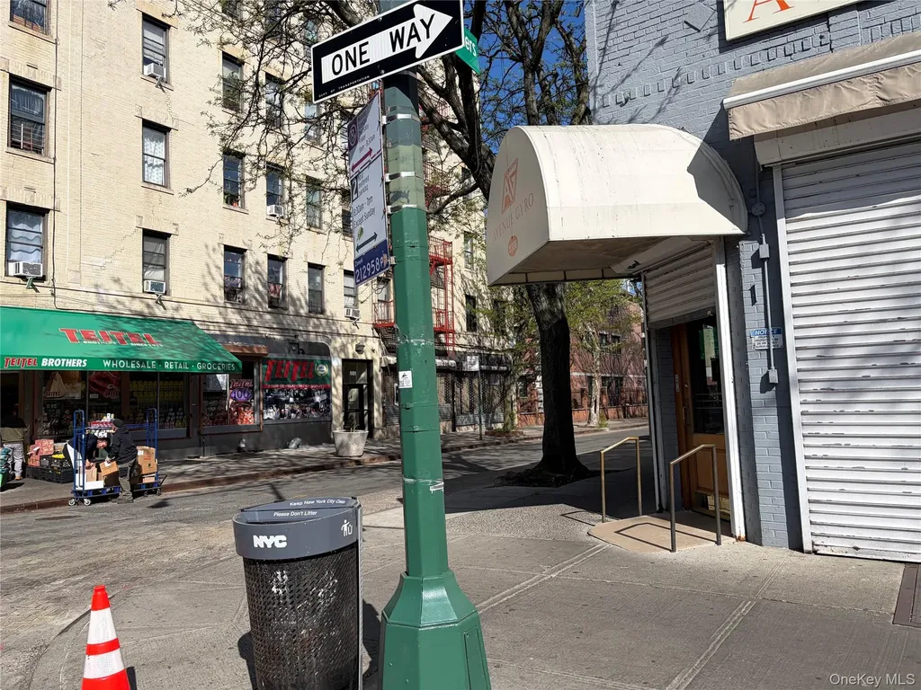 2356 Arthur Avenue Bronx NY 10458