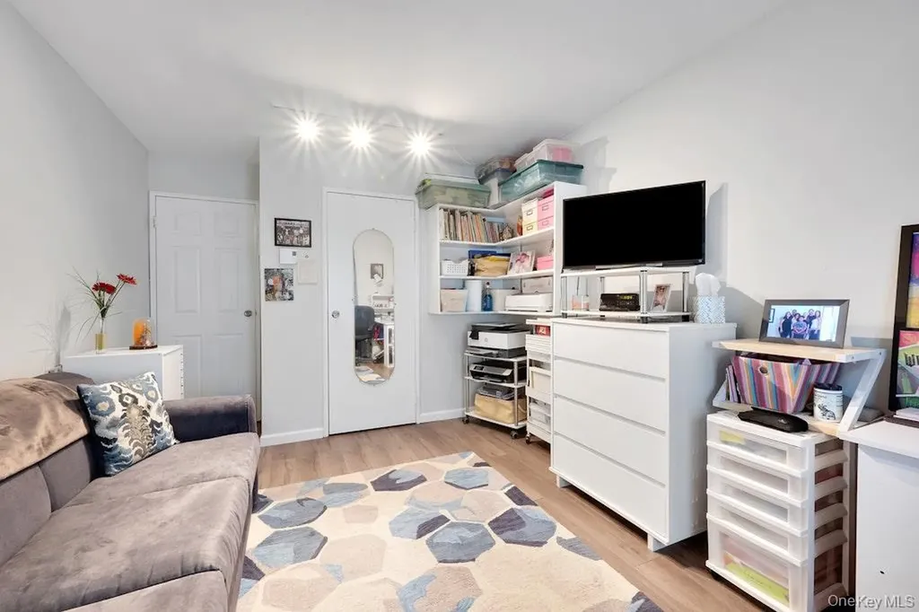 117 De Haven Drive Yonkers NY 10703