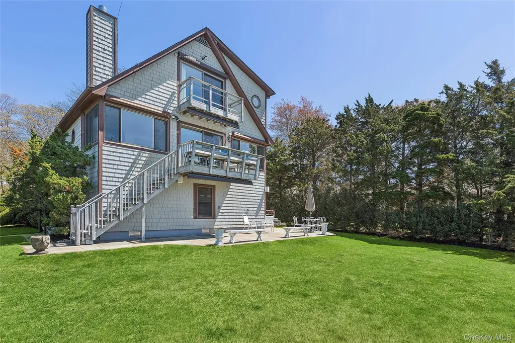 100 Crescent Sag Harbor NY 11963