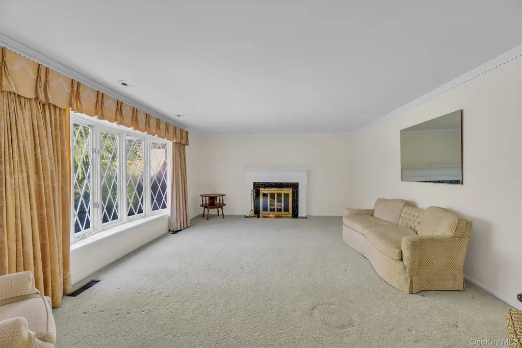 133 Old Field Road Setauket NY 11733