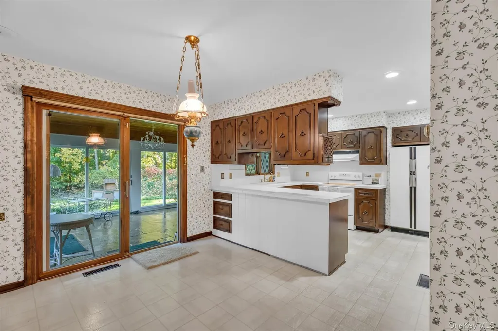 133 Old Field Road Setauket NY 11733